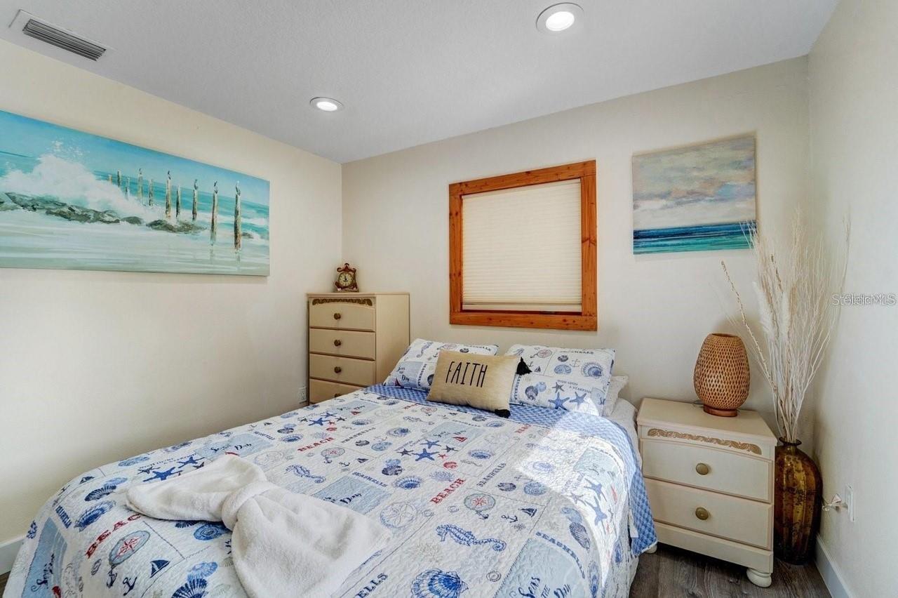 2598 WOOD ST — photo 42