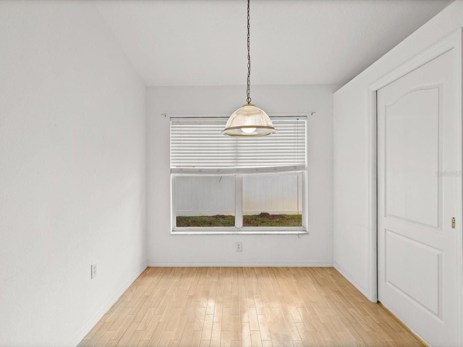 11829 IVYWOOD PL — photo 12