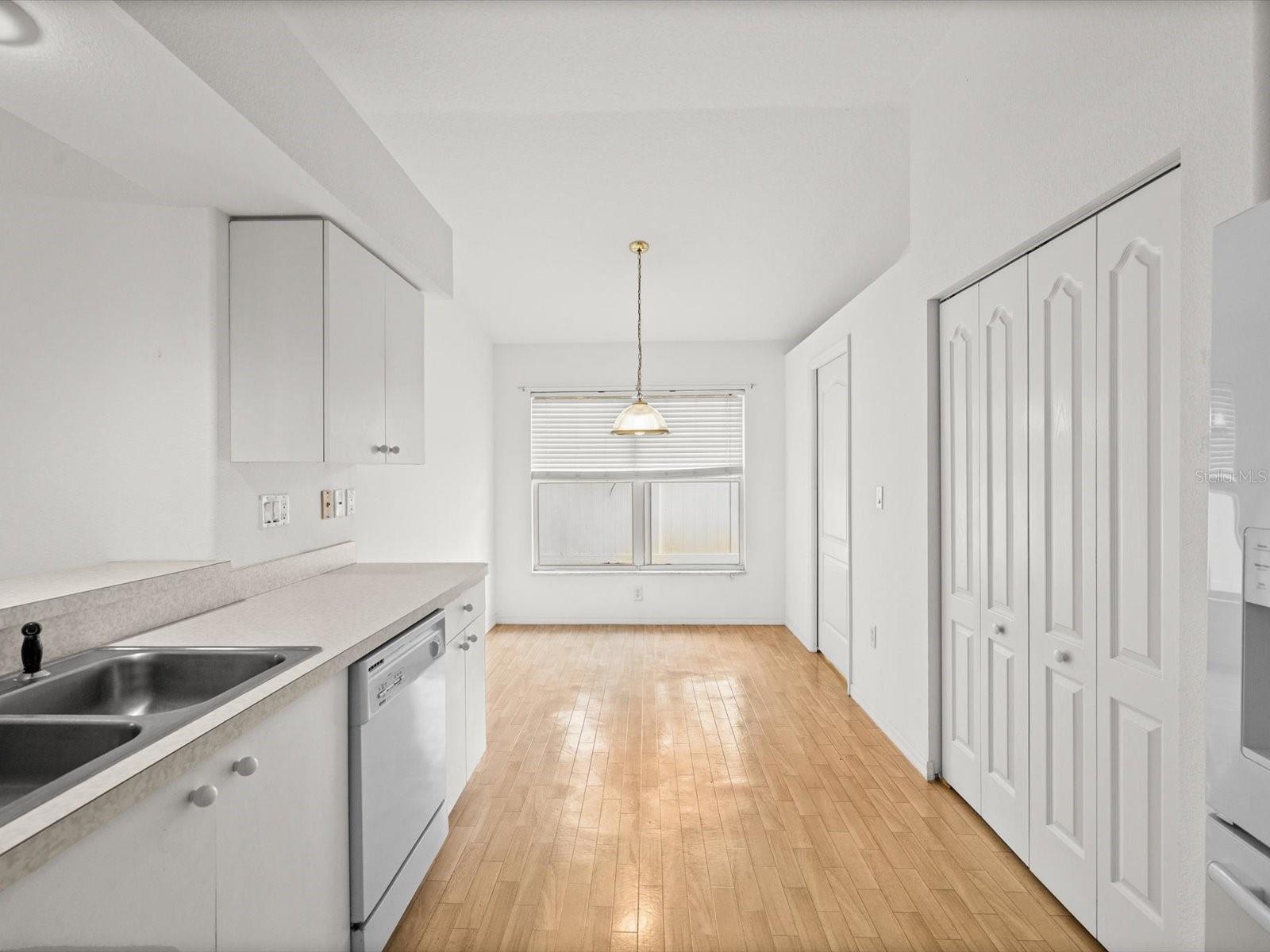 11829 IVYWOOD PL — photo 13