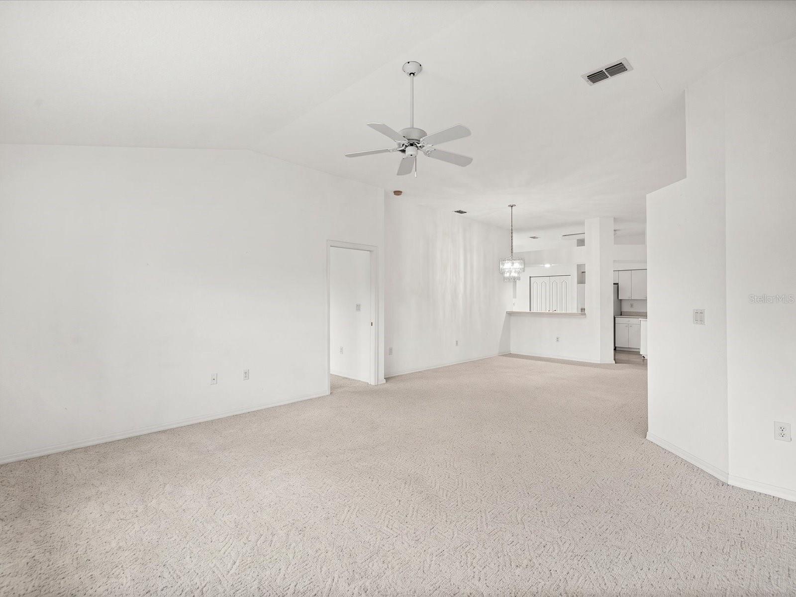 11829 IVYWOOD PL — photo 5