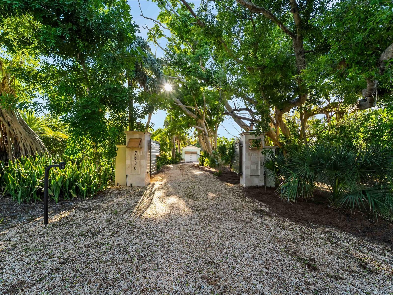 7630 MANASOTA KEY RD — photo 15