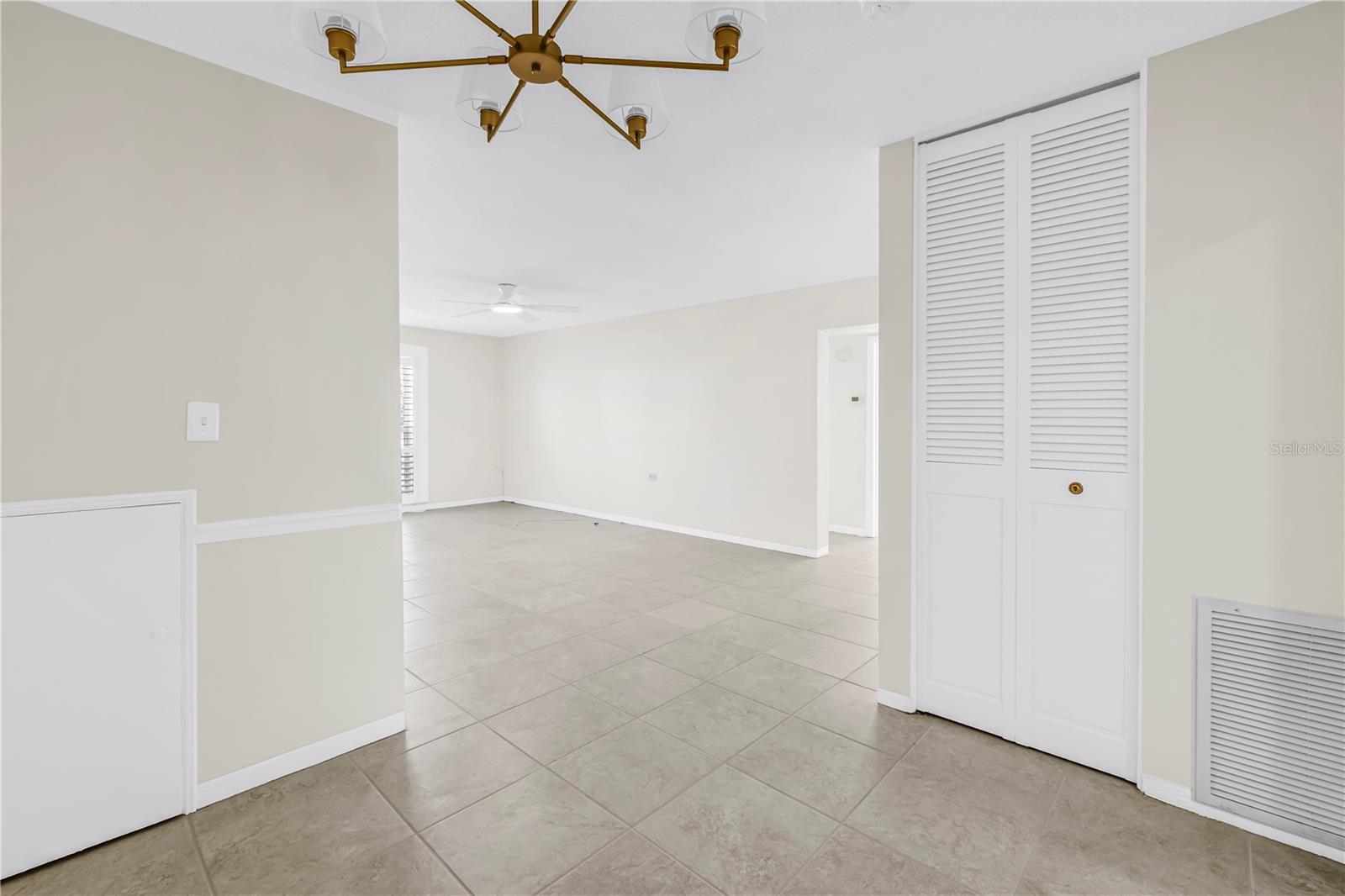 1338 SNELL ISLE BLVD NE #1 — photo 12