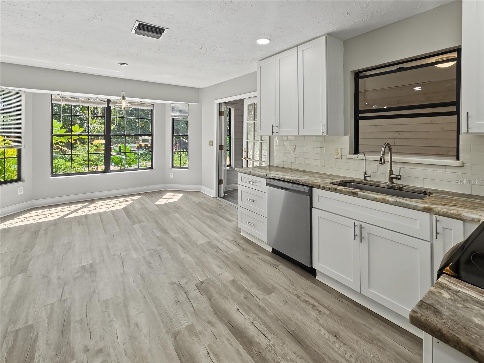 4598 CACTUS AVE — photo 25