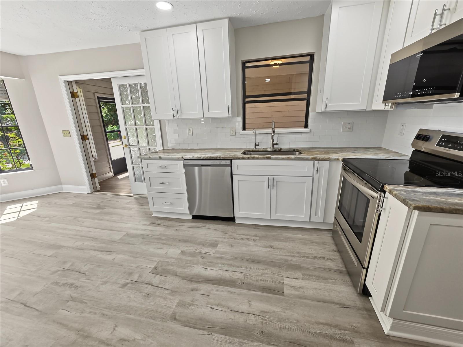 4598 CACTUS AVE — photo 26