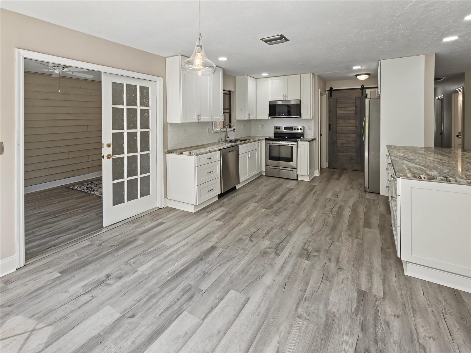 4598 CACTUS AVE — photo 22