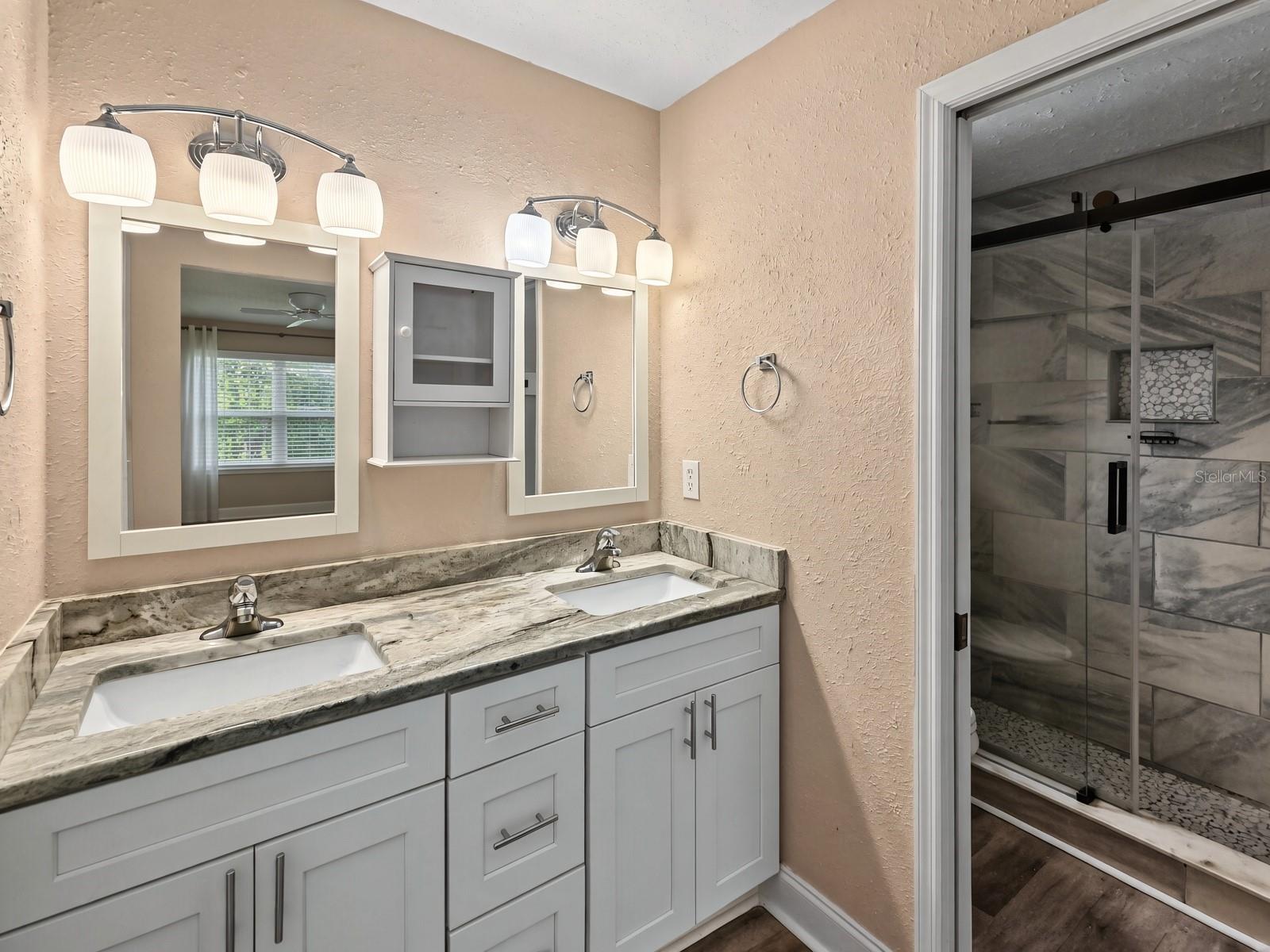 4598 CACTUS AVE — photo 44