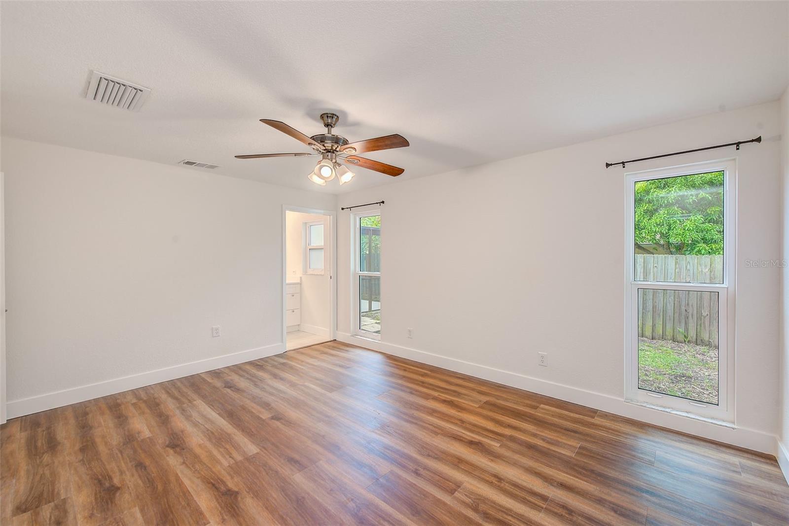 13331 HACIENDA DR — photo 25