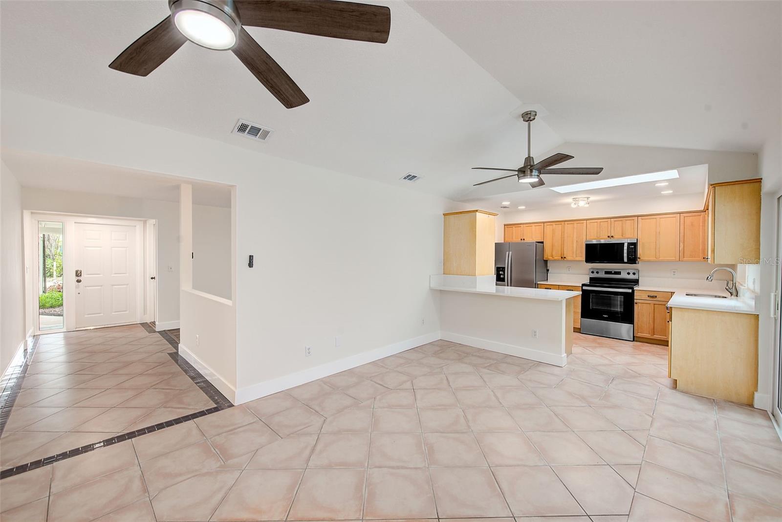 13331 HACIENDA DR — photo 9