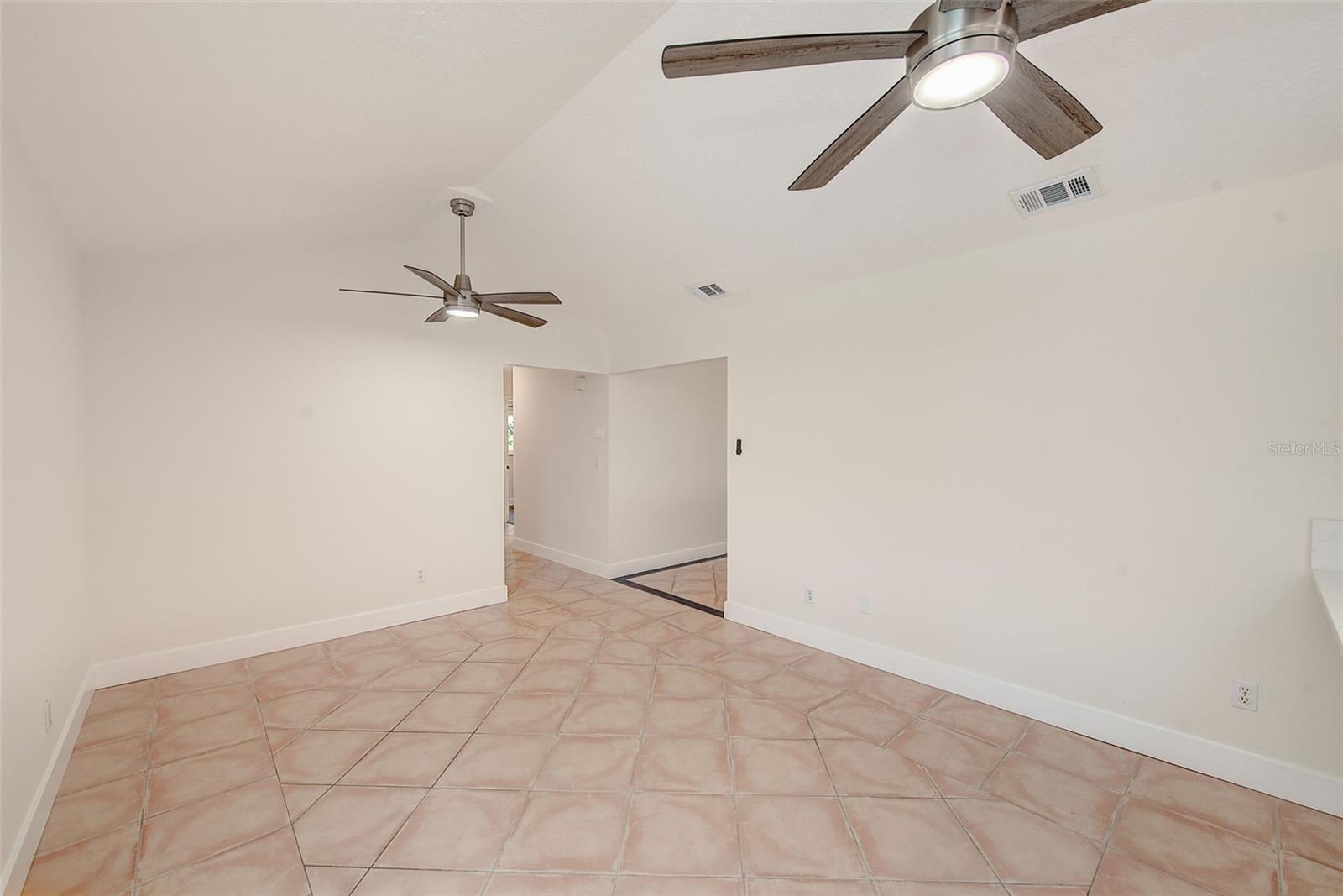 13331 HACIENDA DR — photo 10