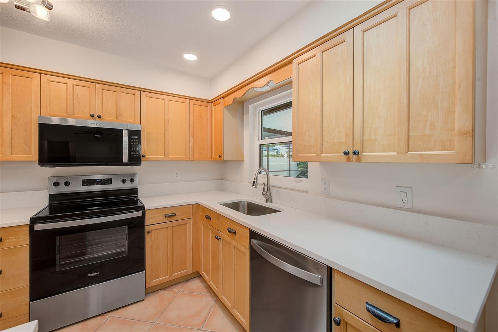 13331 HACIENDA DR — photo 5