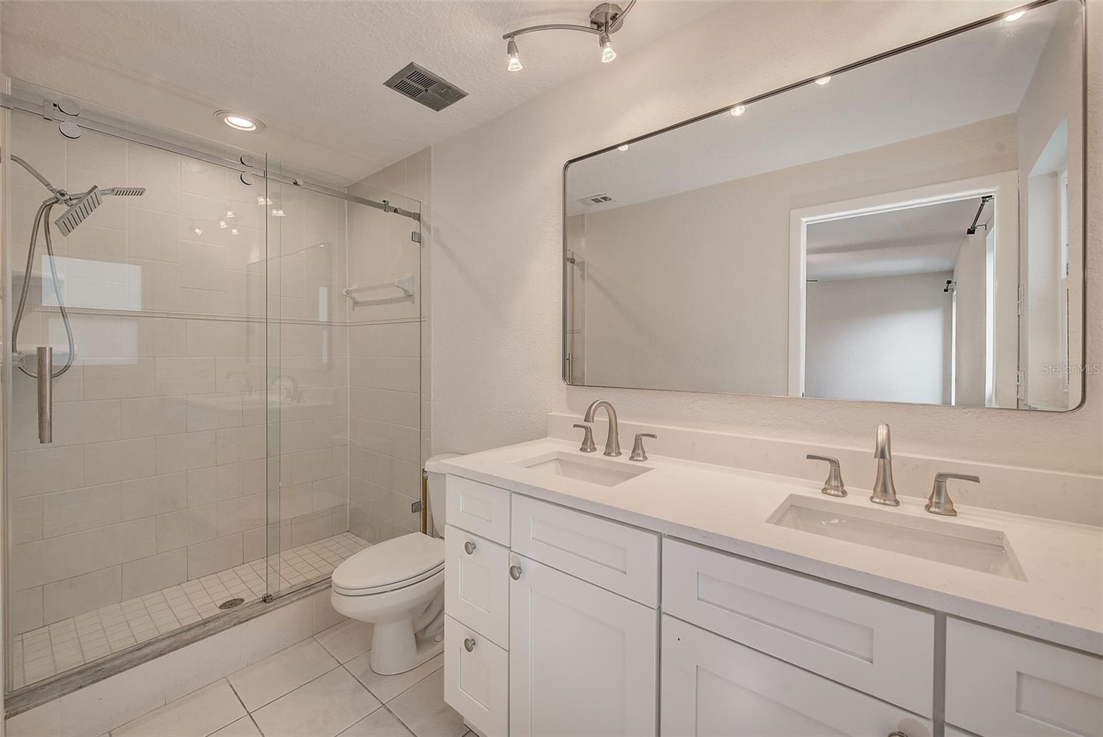 13331 HACIENDA DR — photo 18