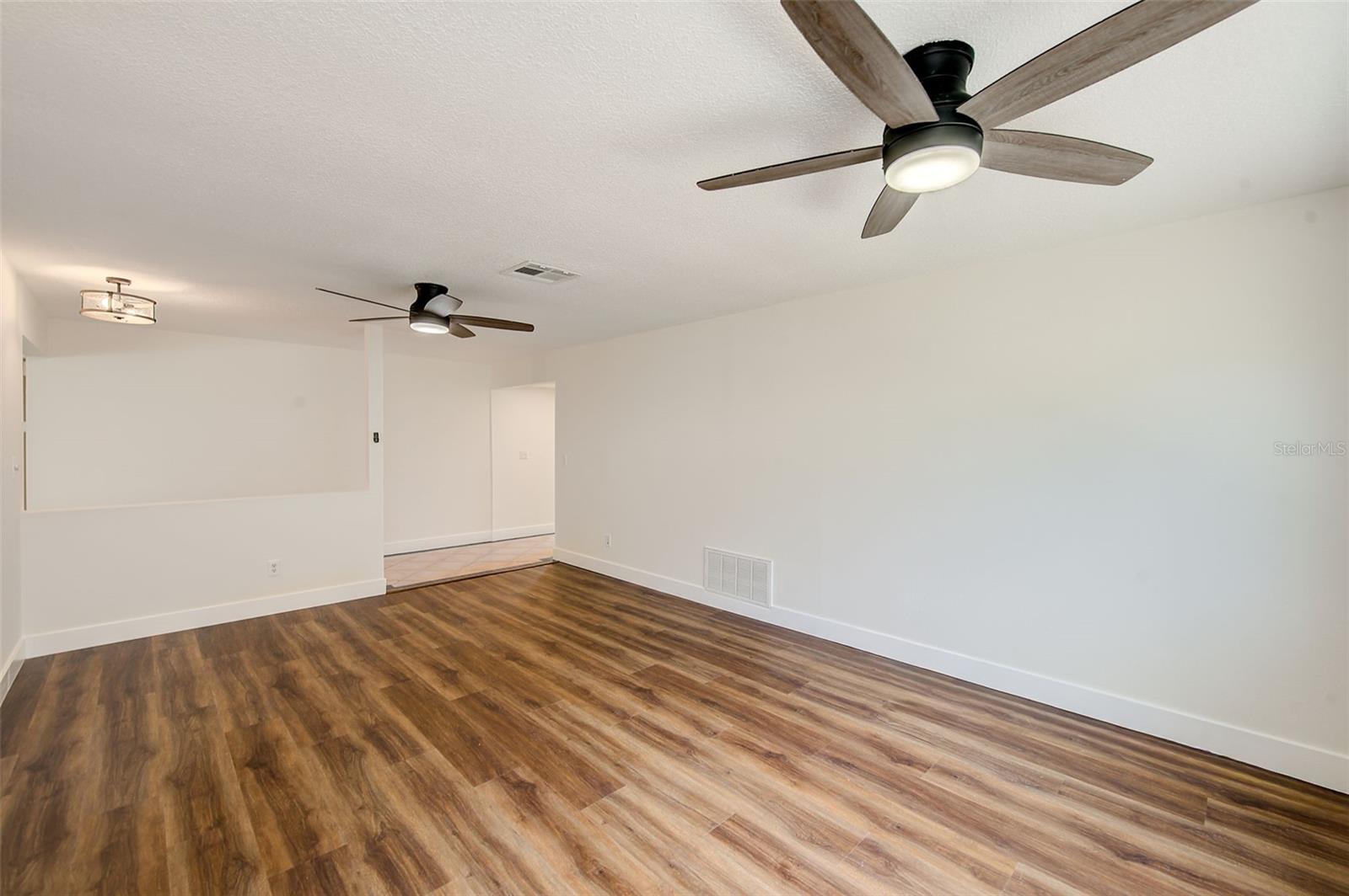 13331 HACIENDA DR — photo 16
