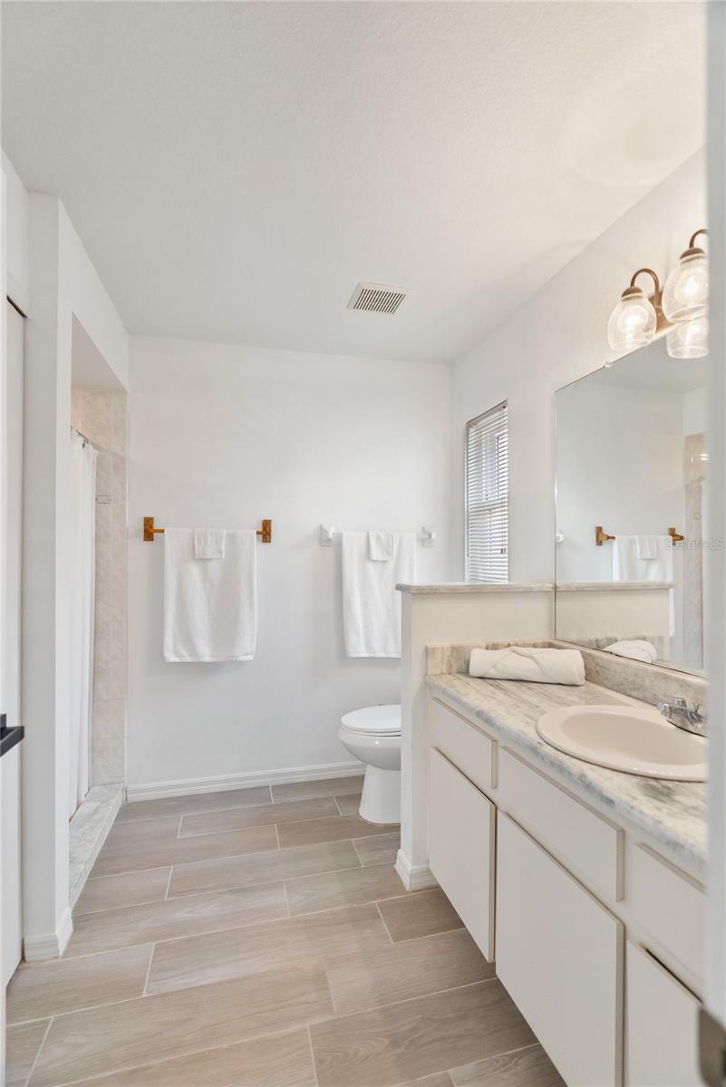 4268 MULGRAVE AVE — photo 16