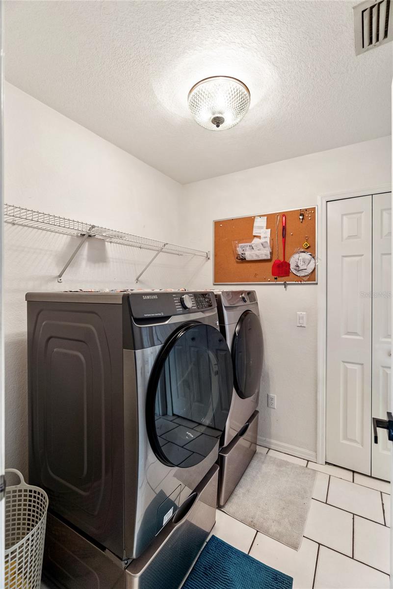 4268 MULGRAVE AVE — photo 21