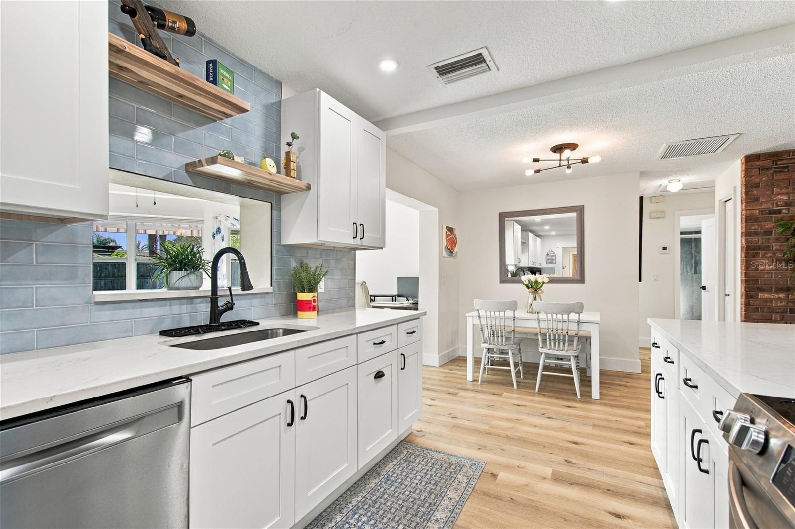 1813 DRIFTWOOD CIR N — photo 16