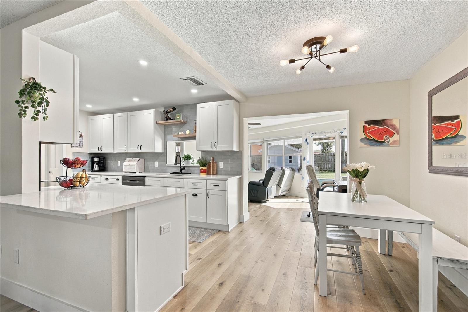 1813 DRIFTWOOD CIR N — photo 9