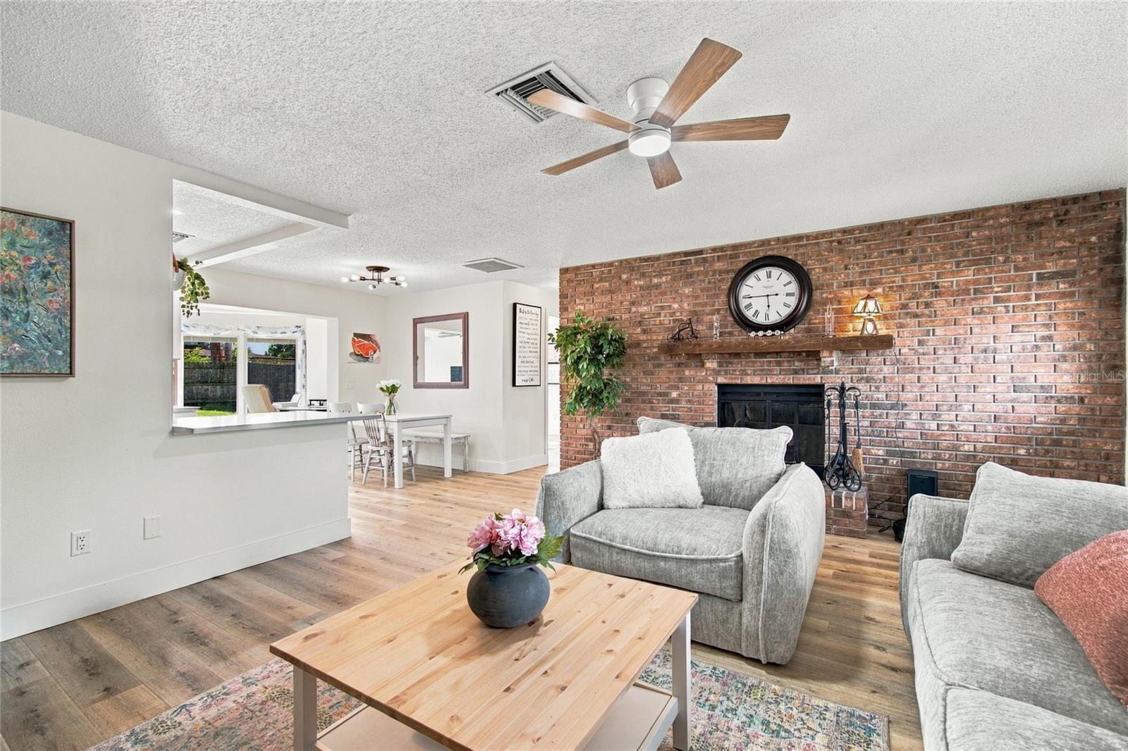 1813 DRIFTWOOD CIR N — photo 7