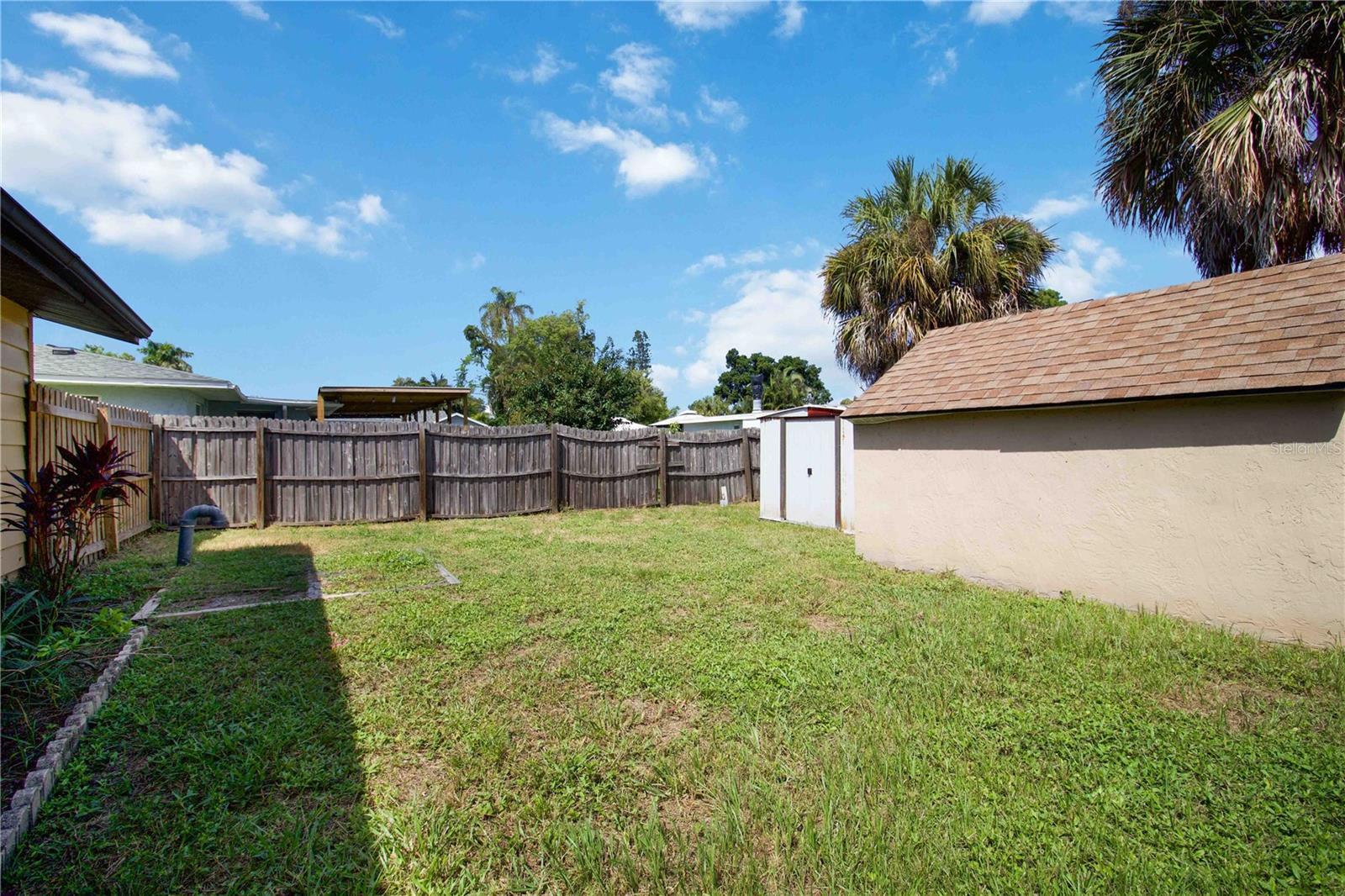 2127 SHAWNEE ST — photo 24