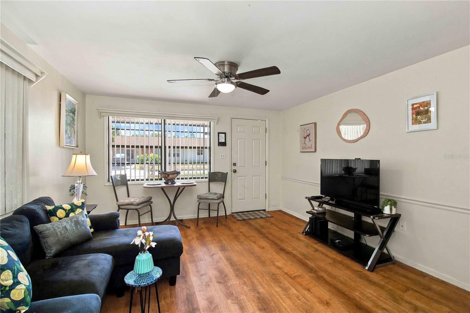 2127 SHAWNEE ST — photo 5