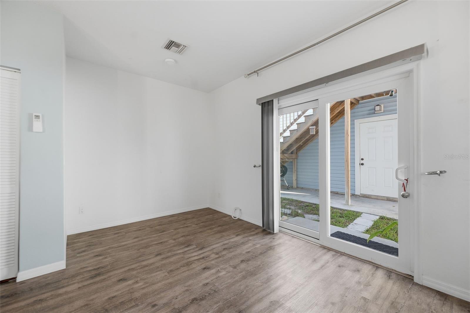 1264 PIERCE ST — photo 14