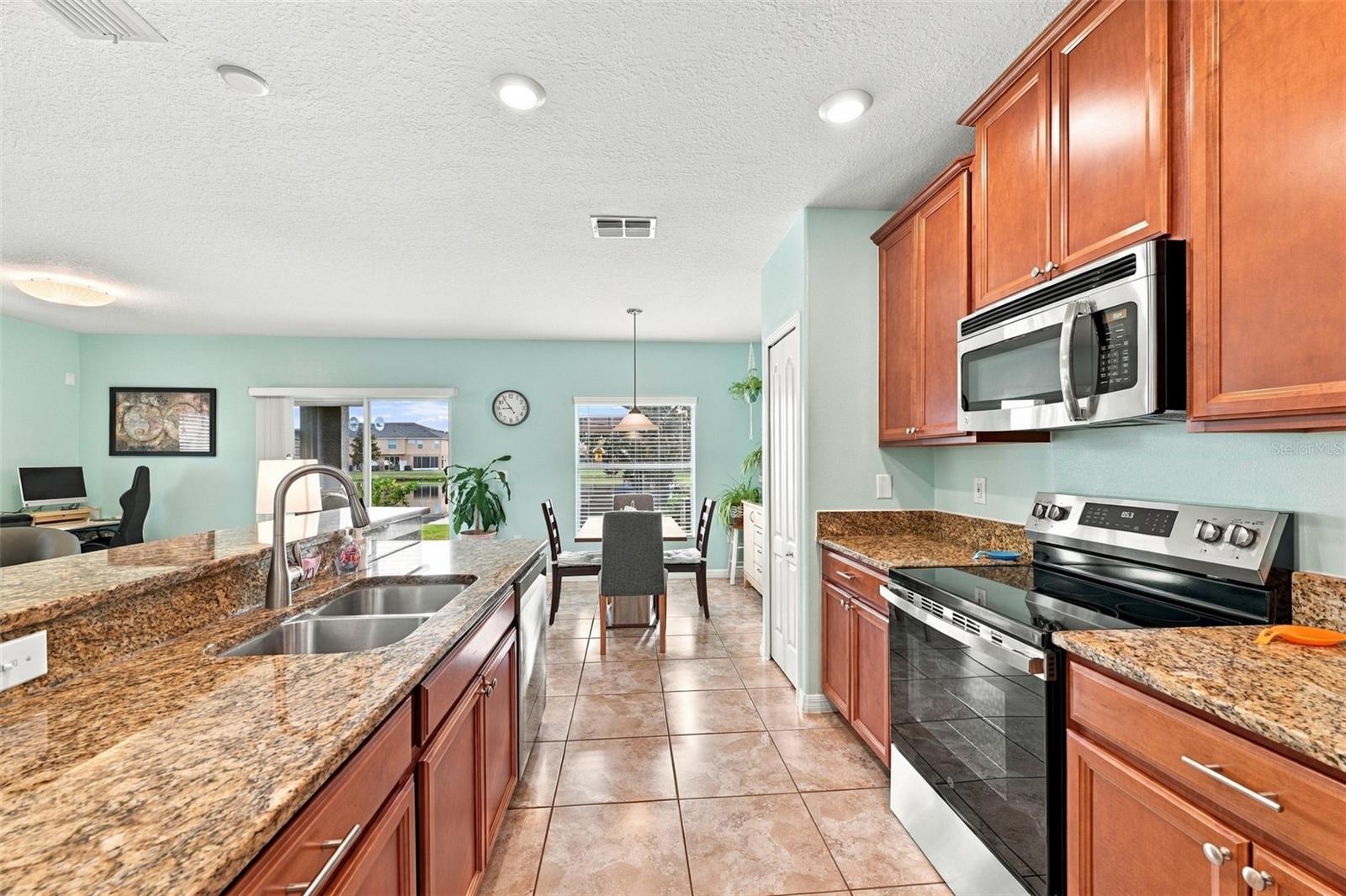 1917 HAWKS VIEW DR — photo 4