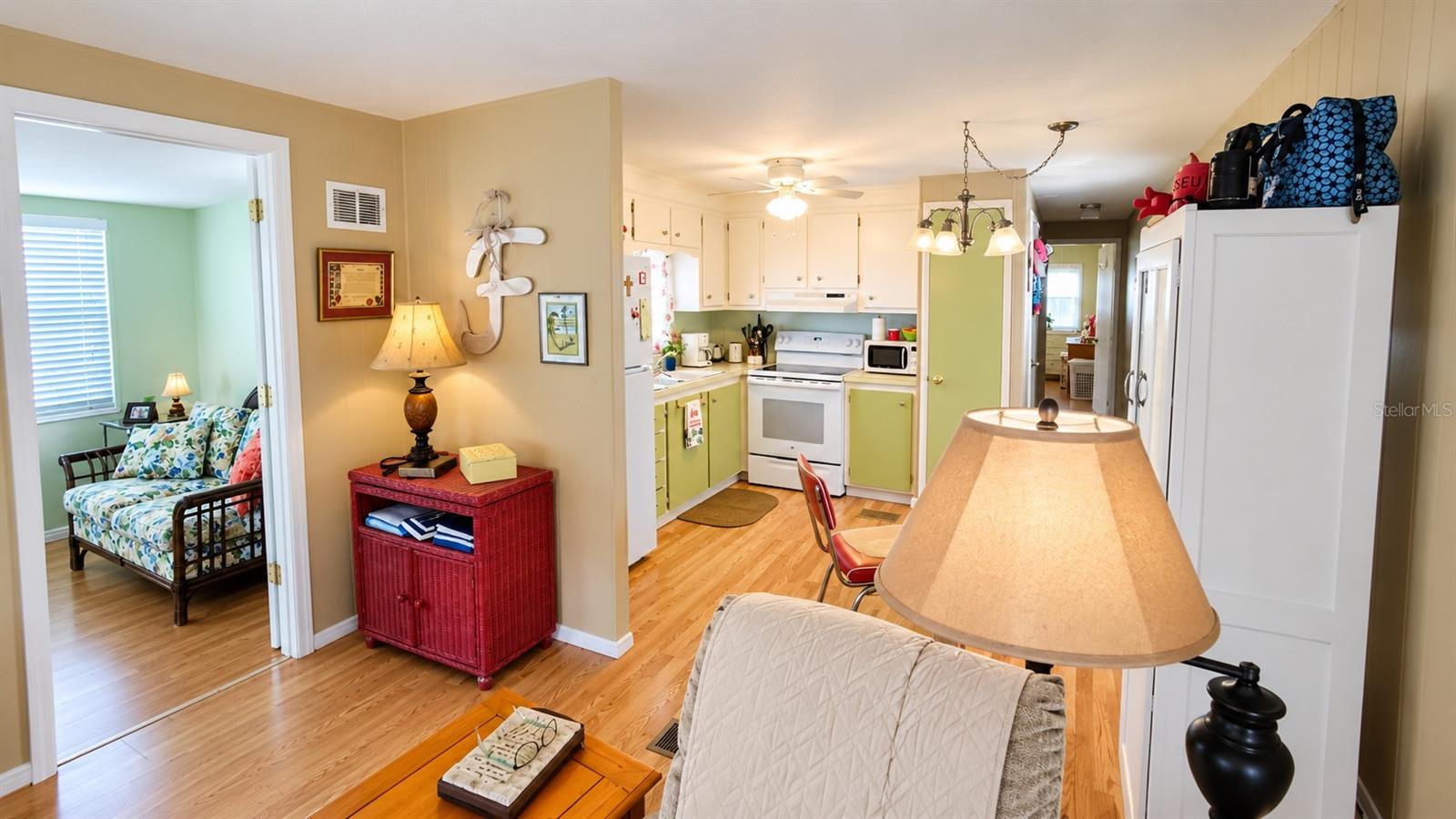 3517 TIKI DR — photo 6