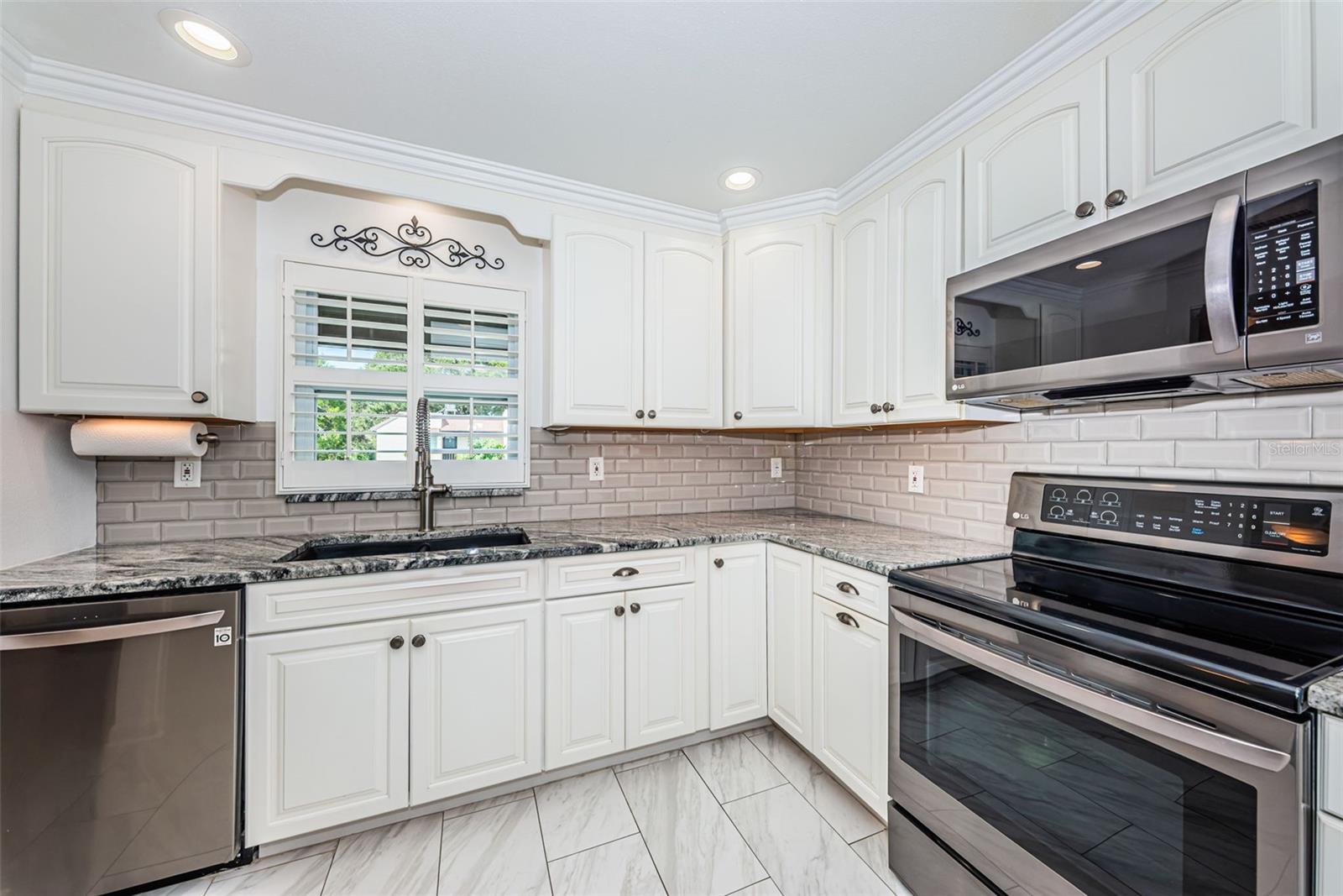 1100 E BAY DR #68 — photo 3