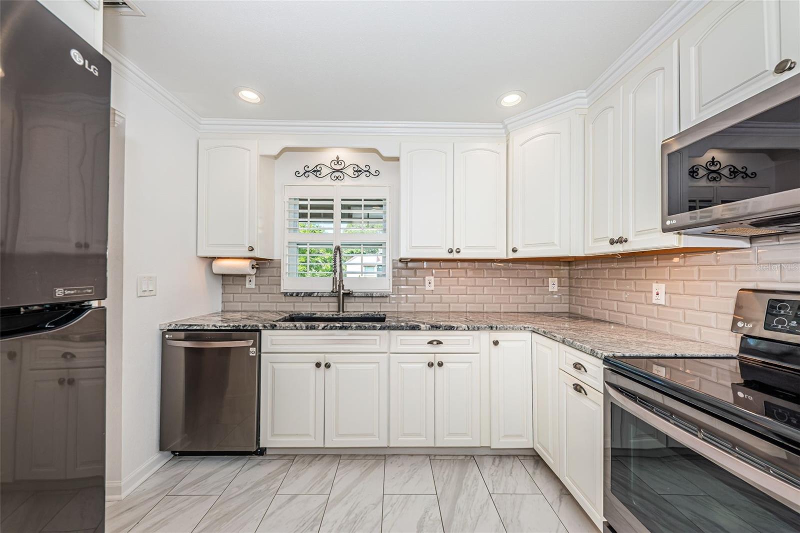 1100 E BAY DR #68 — photo 2
