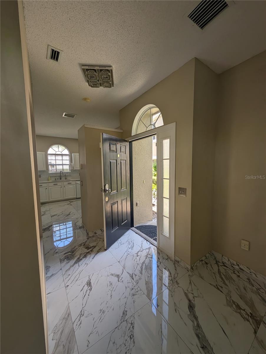 4321 DEERMONT CIR — photo 7