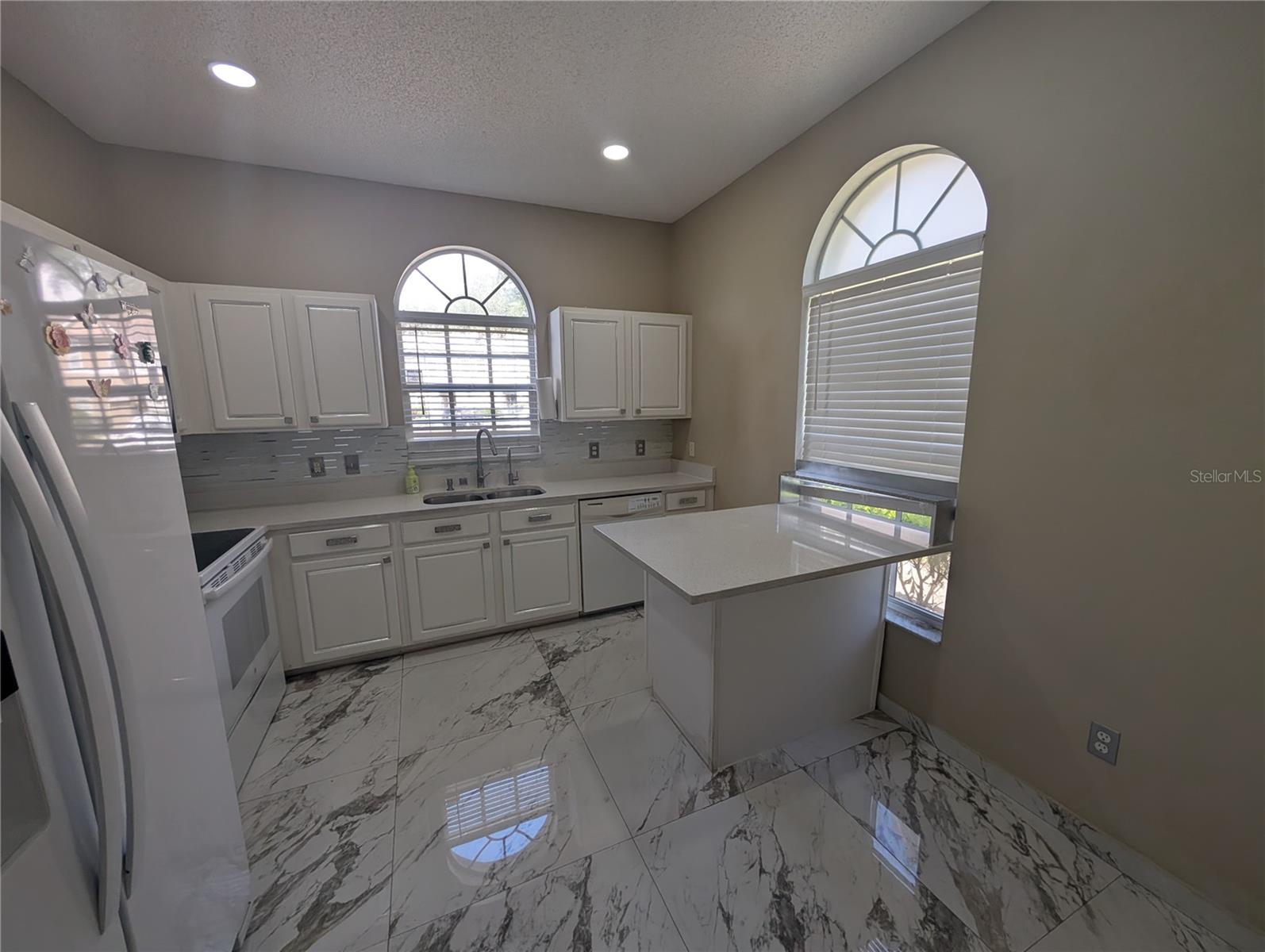 4321 DEERMONT CIR — photo 11