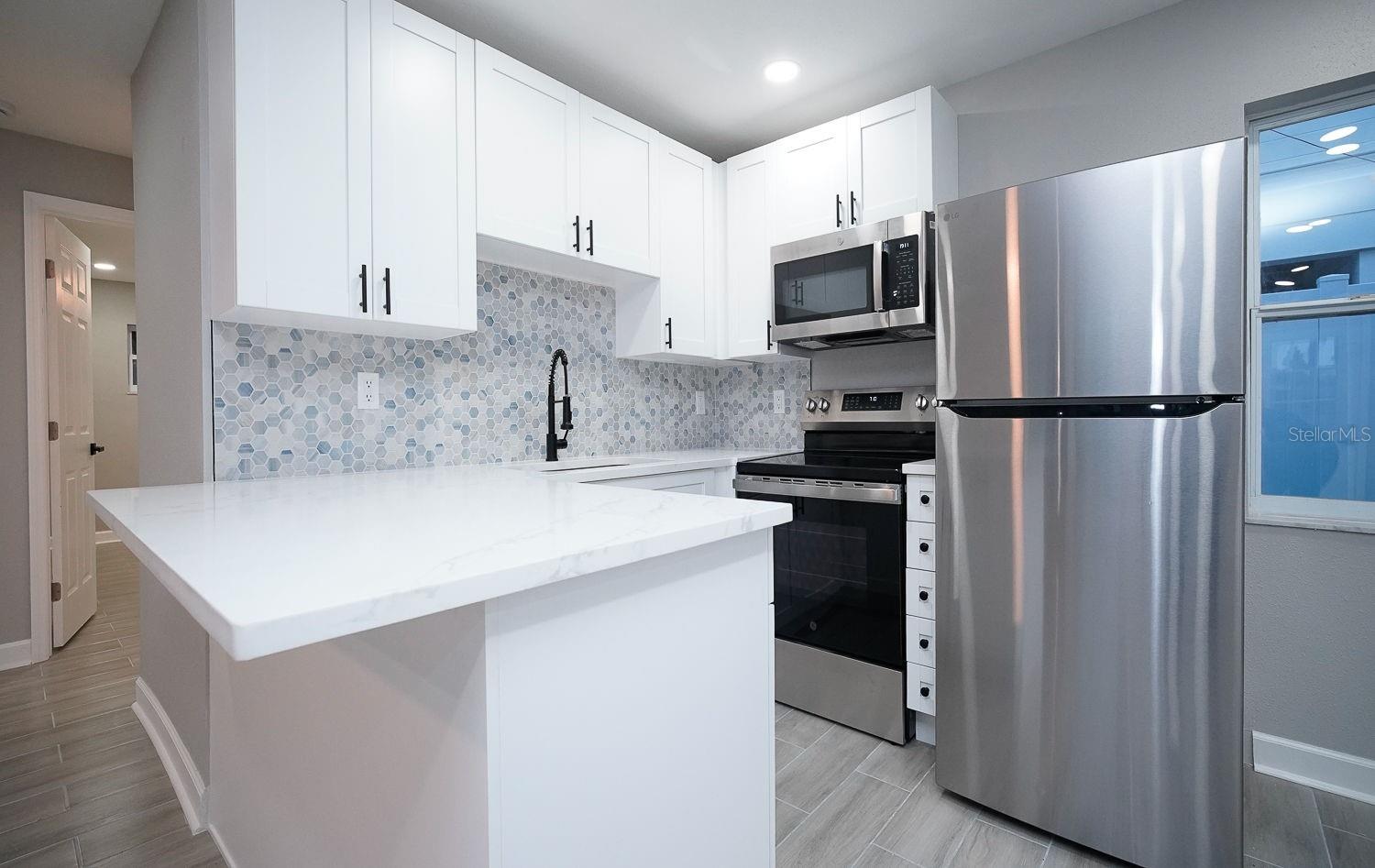 14906 N BAYSHORE DR — photo 15