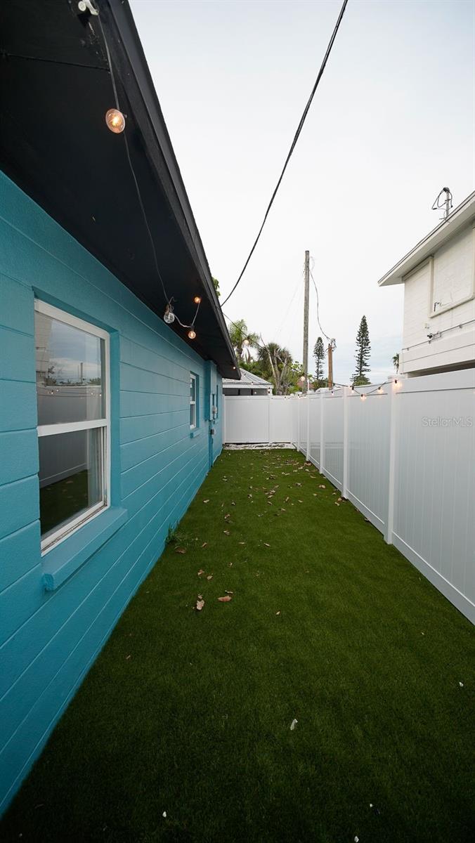 14906 N BAYSHORE DR — photo 58