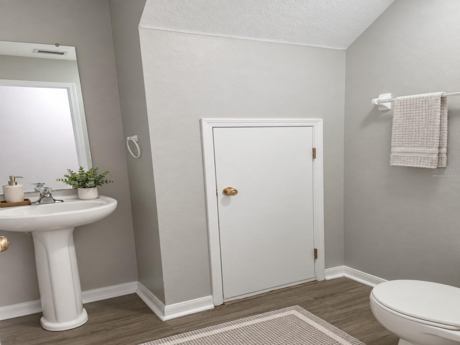 239 CASTLEKEEPER PL — photo 8