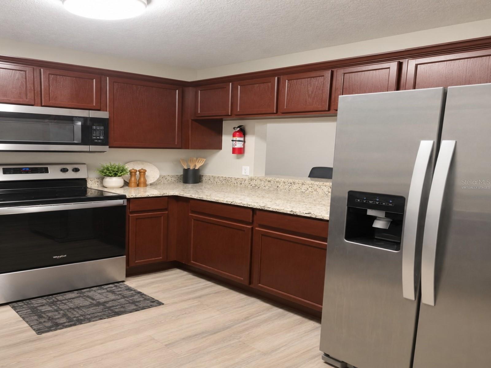 239 CASTLEKEEPER PL — photo 4