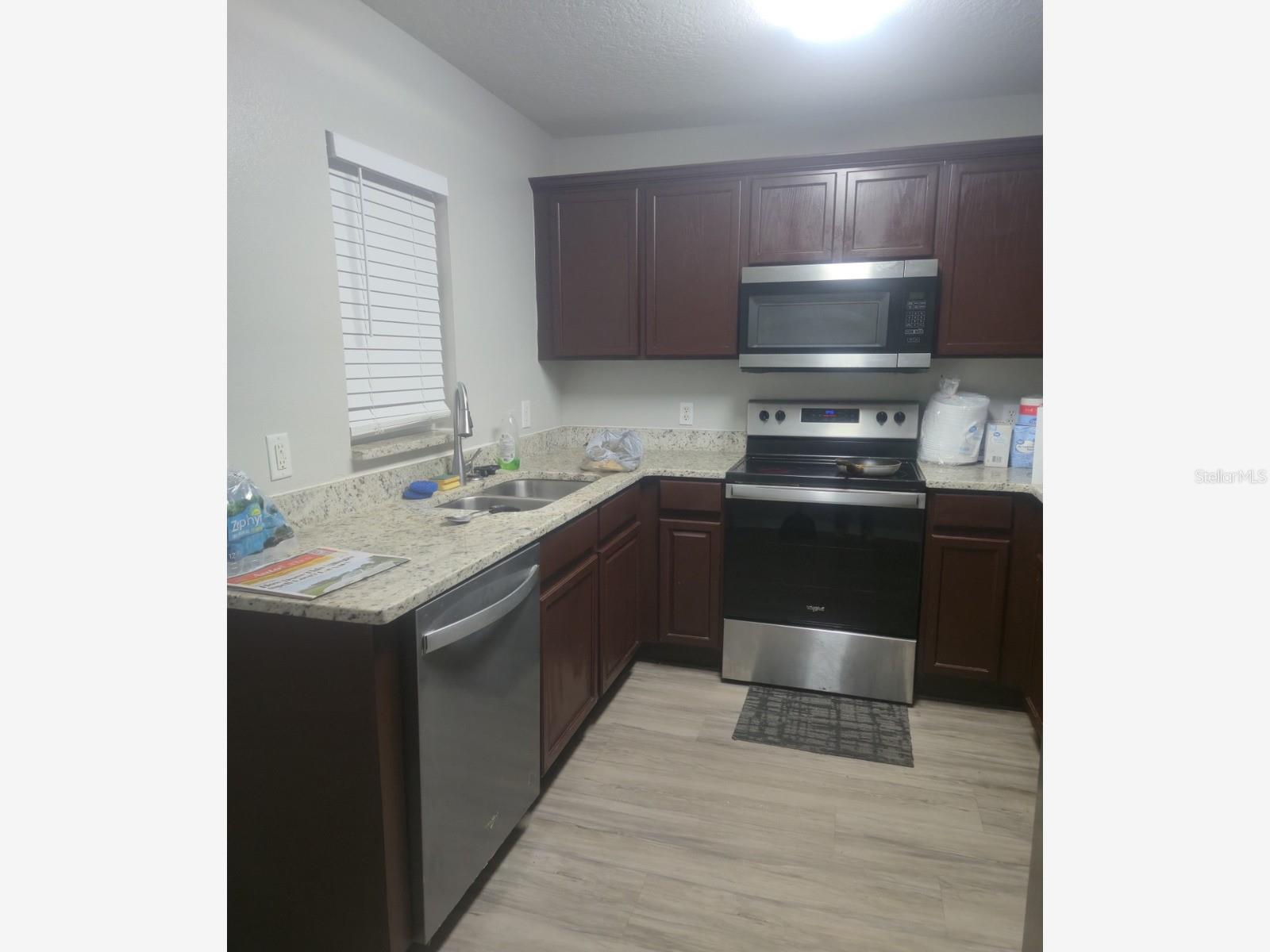 239 CASTLEKEEPER PL — photo 25