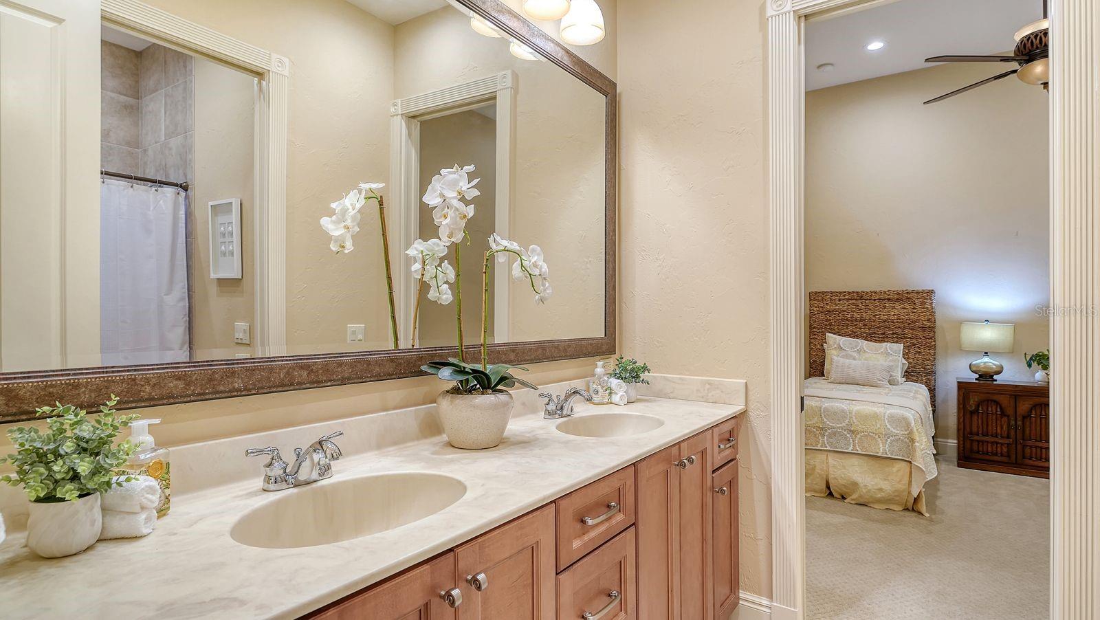 7836 VALDERRAMA WAY — photo 34