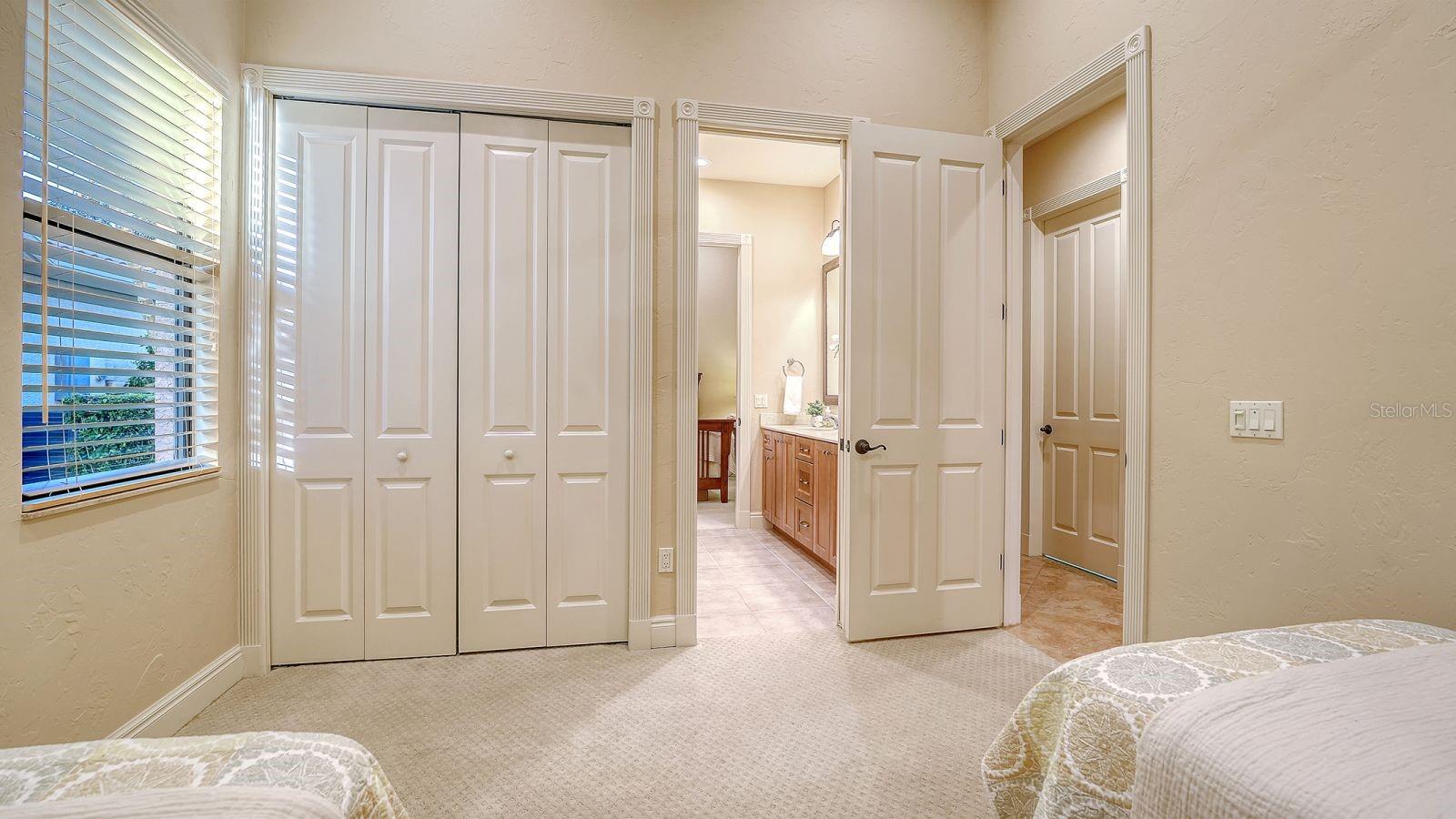 7836 VALDERRAMA WAY — photo 33