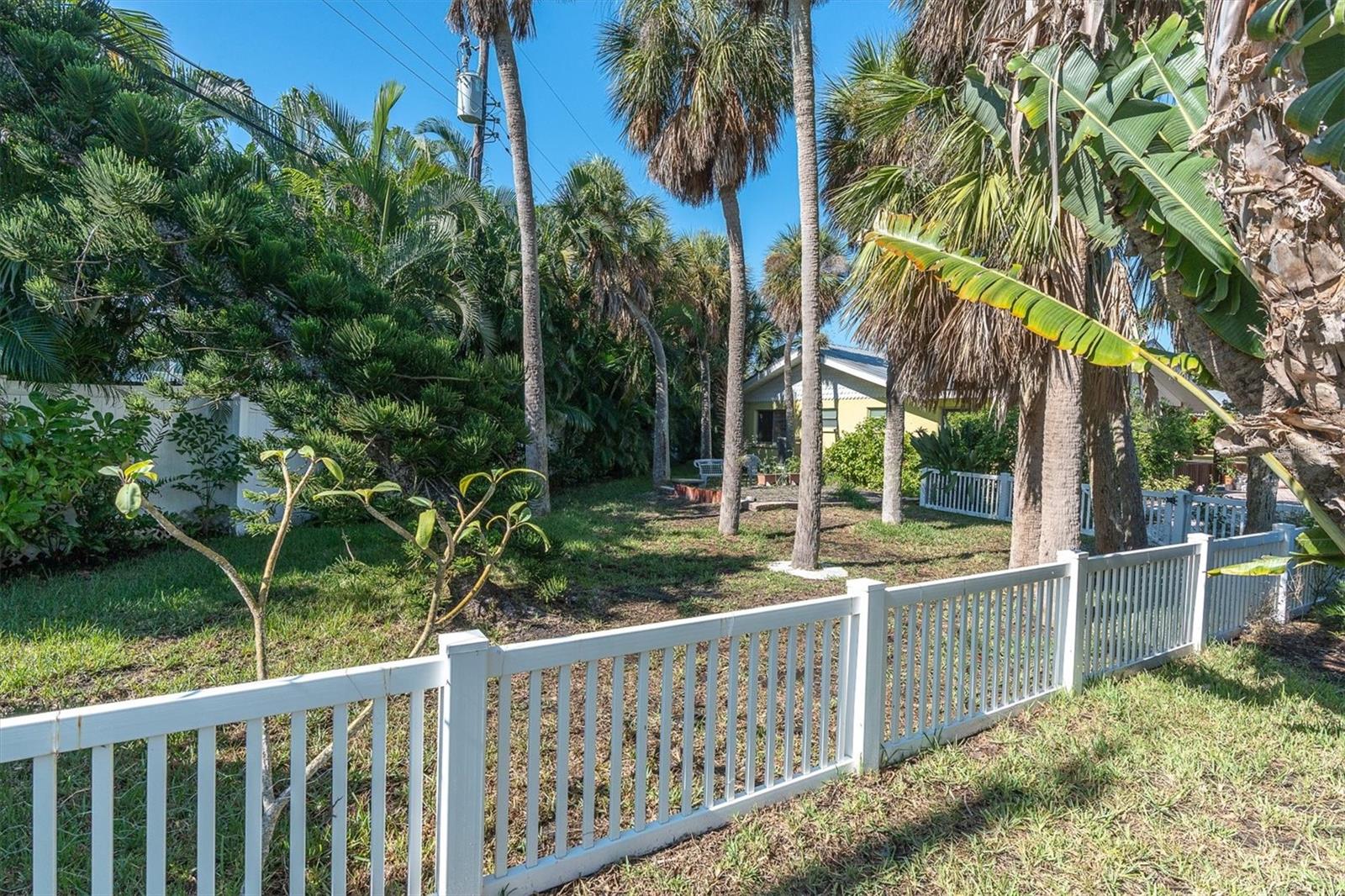 7106 PALM DR — photo 55