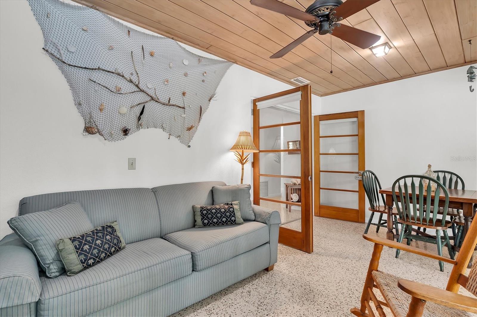 7106 PALM DR — photo 12