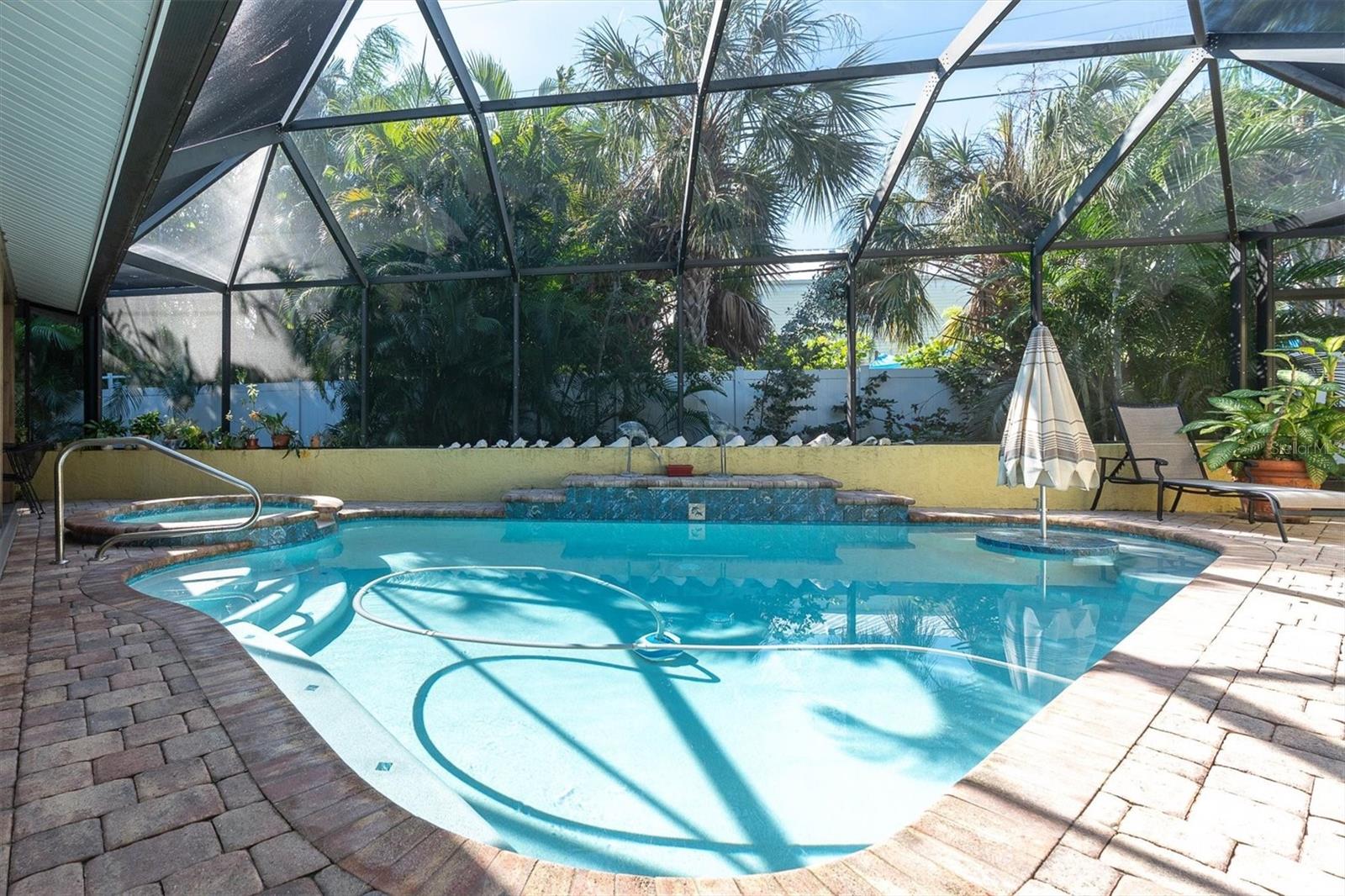 7106 PALM DR — photo 3