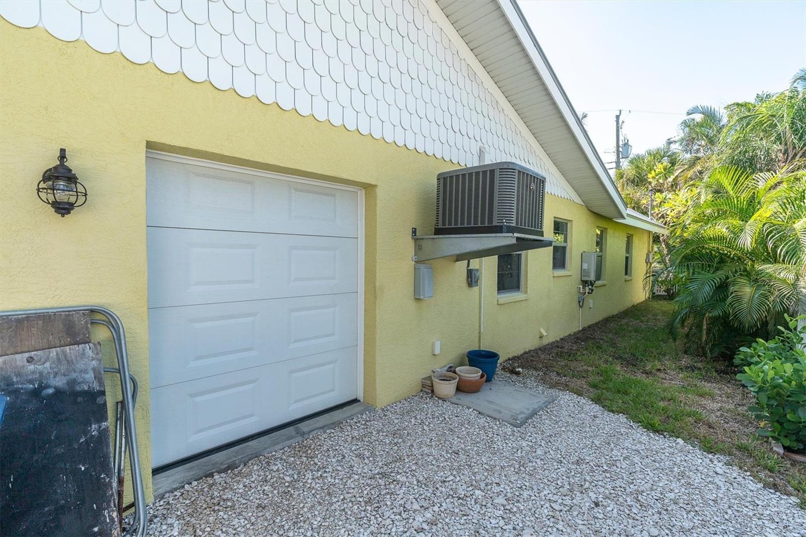 7106 PALM DR — photo 54