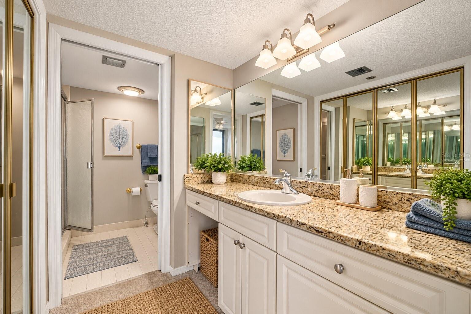 690 ISLAND WAY #912 — photo 19