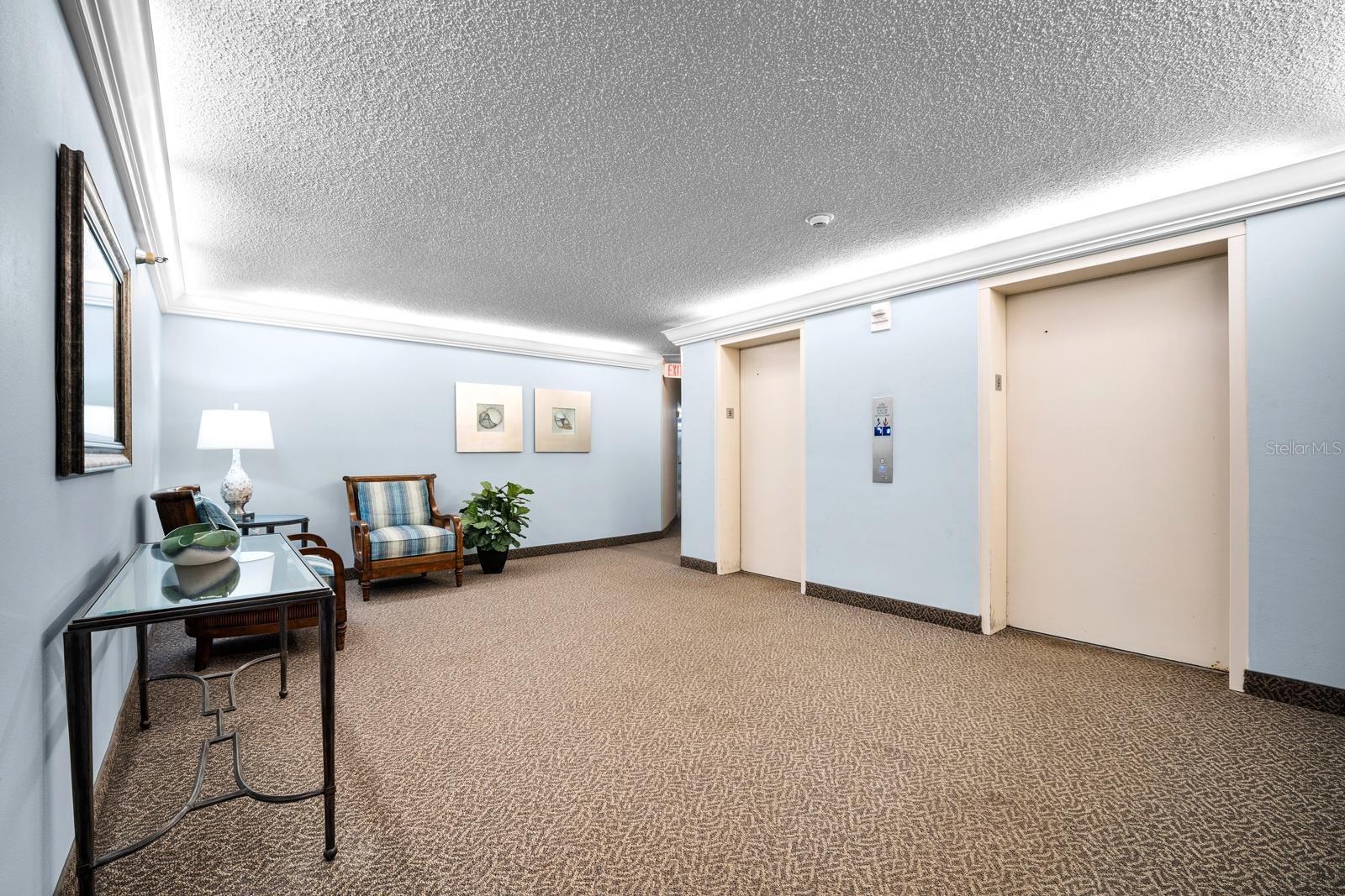 690 ISLAND WAY #912 — photo 30