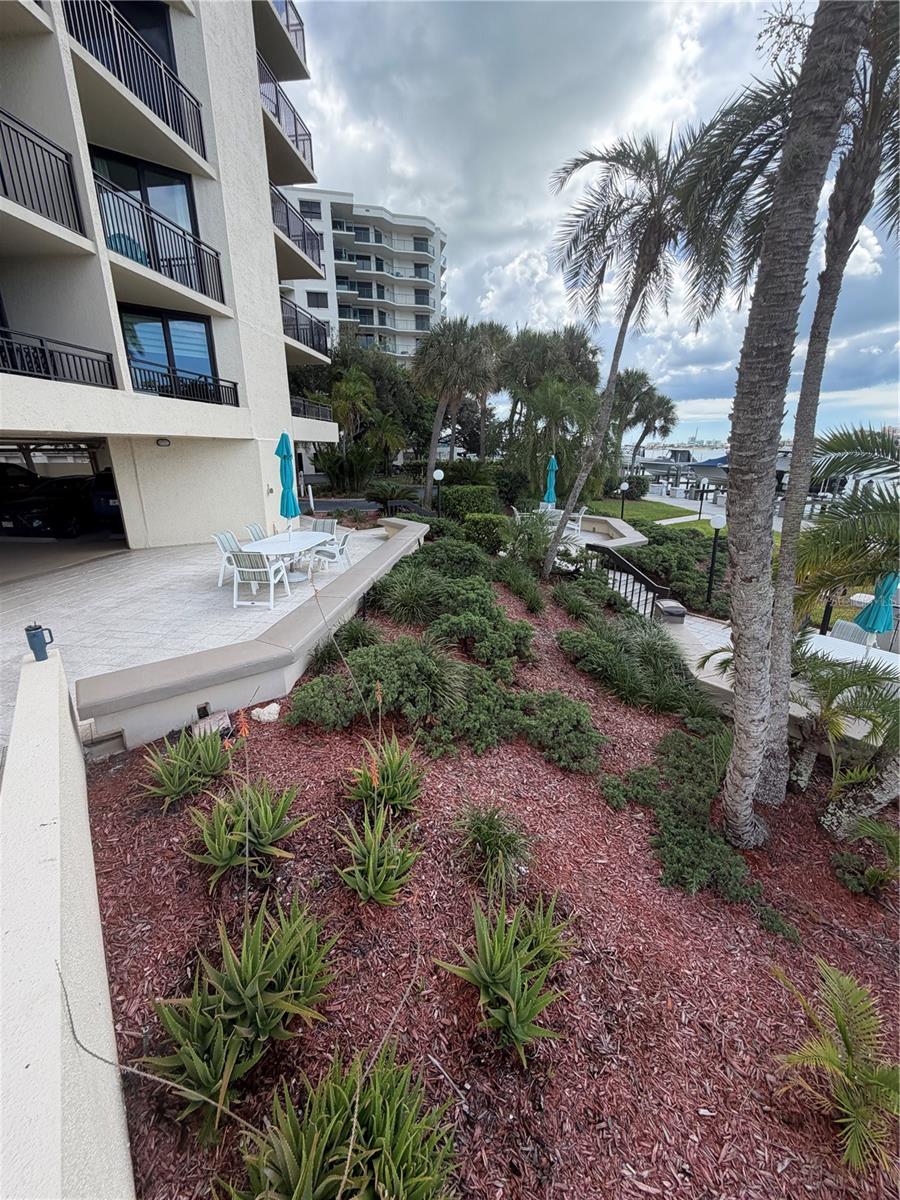 690 ISLAND WAY #912 — photo 42