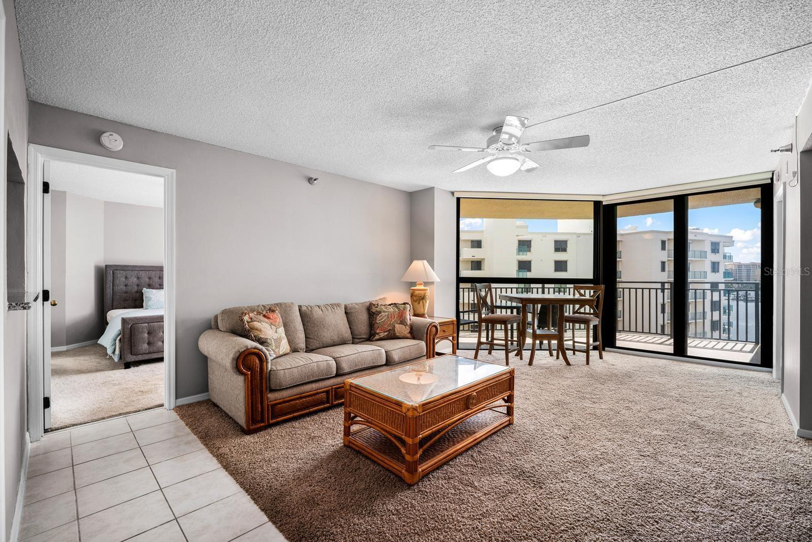 690 ISLAND WAY #912 — photo 3