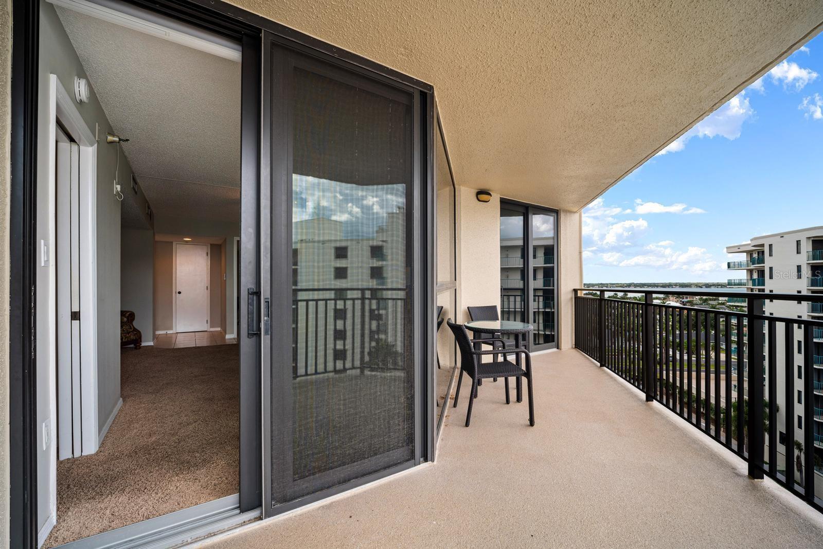 690 ISLAND WAY #912 — photo 11