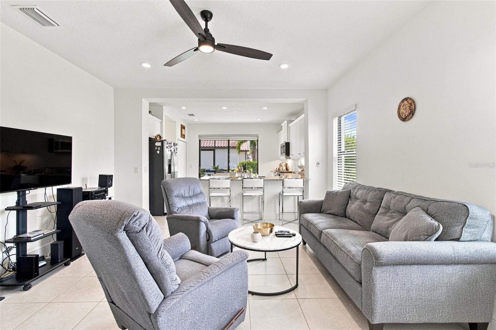 3723 AZURITE WAY — photo 7