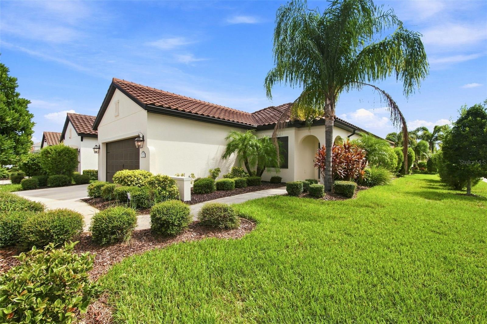 3723 AZURITE WAY — photo 38