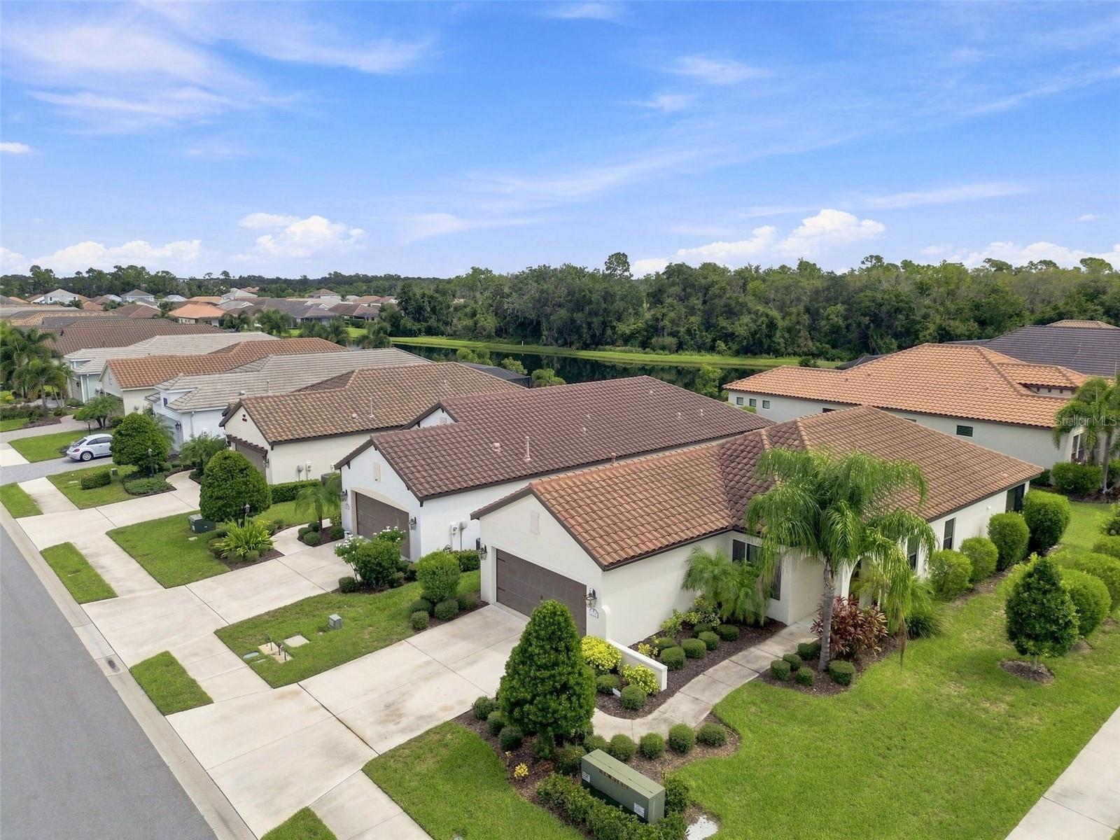 3723 AZURITE WAY — photo 45
