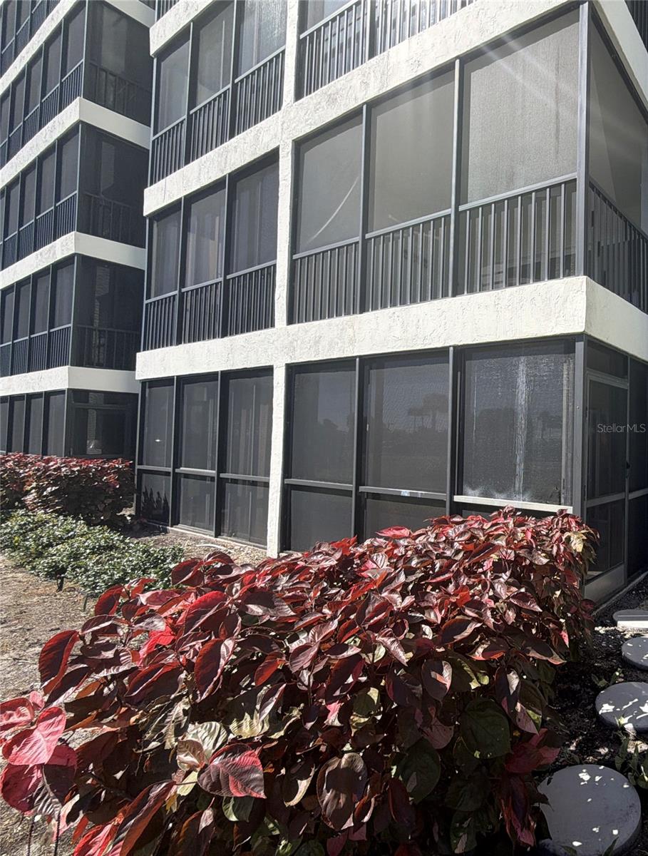 777 BEACH RD #1E — photo 2